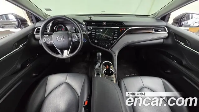 TOYOTA CAMRY 2018 — 128 500 км, светло-золотистый, Корея — под ключ — фото 7