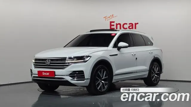 VOLKSWAGEN TOUAREG 2021