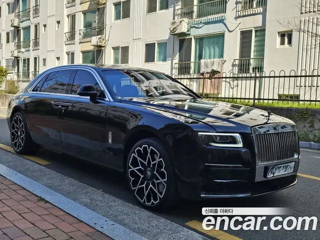 ROLLS-ROYCE GHOST 2013