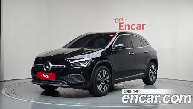 MERCEDES-BENZ GLA-CLASS H247 2021