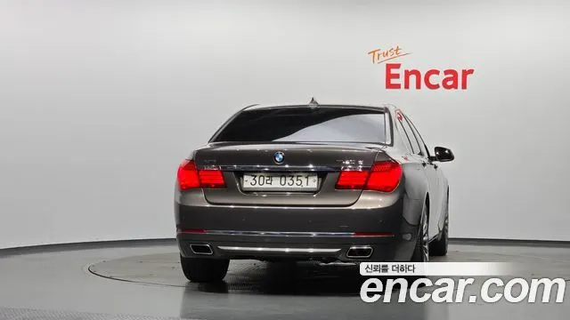 BMW 7 SERIES 2015 — 137 836 км, коричневый, Корея — под ключ — фото 4