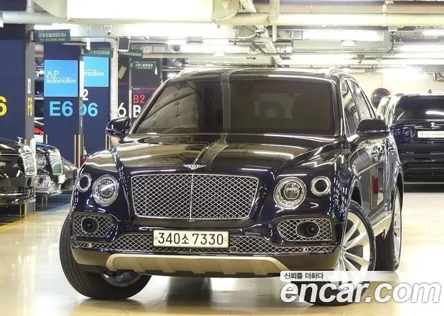 BENTLEY BENTAYGA 2020