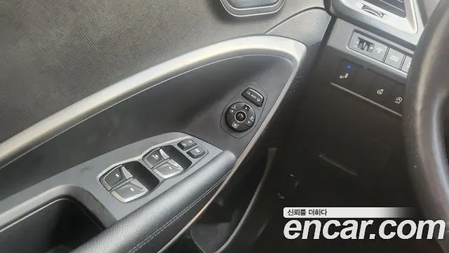HYUNDAI SANTA FE 2018 — 119 000 км, синий, Корея — под ключ — фото 9