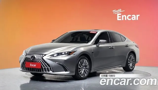 LEXUS ES300H 2026 — 12 983 км, серебристо-серый, Корея — под ключ — фото 2