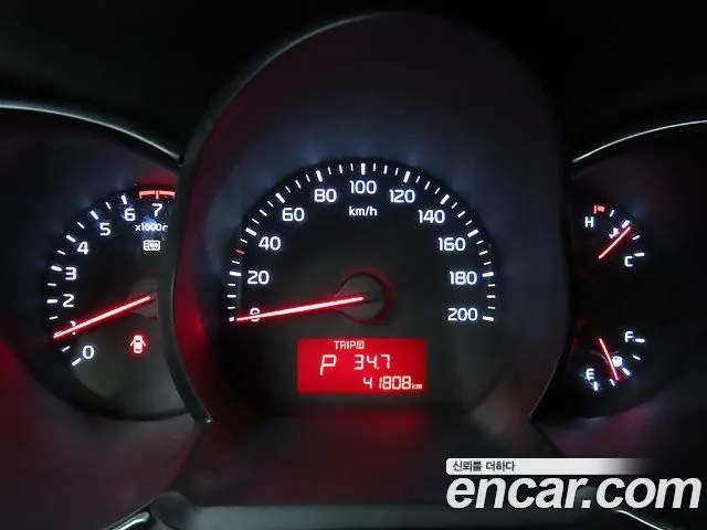 KIA MORNING 2016 — 41 800 км, белый-перламутр, Корея — под ключ — фото 9