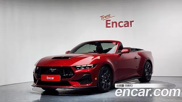 FORD MUSTANG 2024