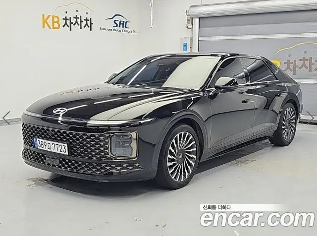 HYUNDAI GRANDEUR HYBRID 2023 — 15 989 км, чёрный, Корея — под ключ — фото 1