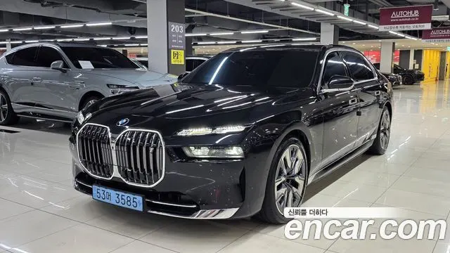 BMW I7 2023