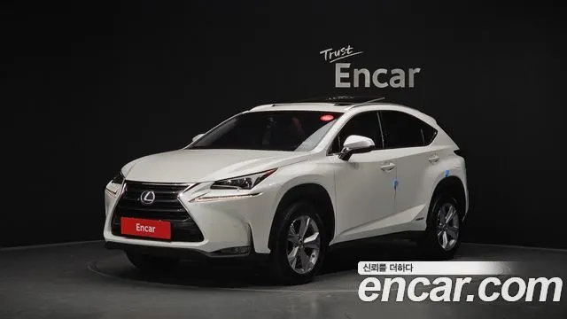 LEXUS NX300H 2016