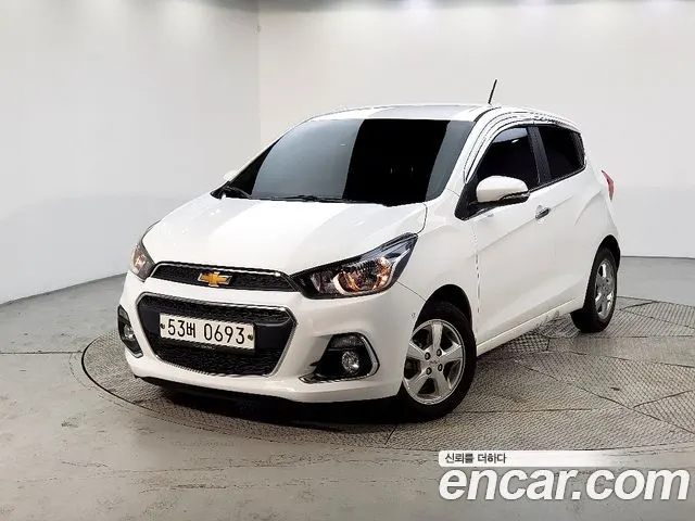CHEVROLET SPARK 2017 — 114 953 км, белый, Корея — под ключ — фото 1