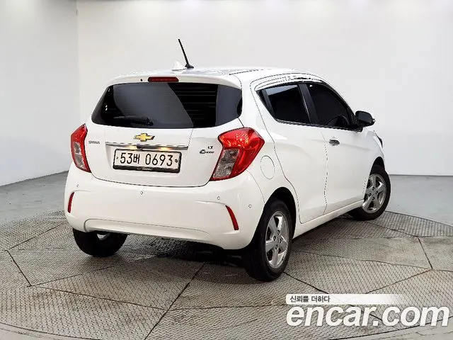 CHEVROLET SPARK 2017 — 114 953 км, белый, Корея — под ключ — фото 2