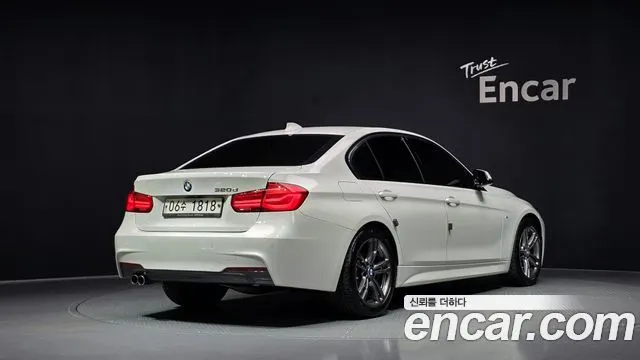 BMW 3 SERIES 2018 — 112 795 км, белый, Корея — под ключ — фото 2