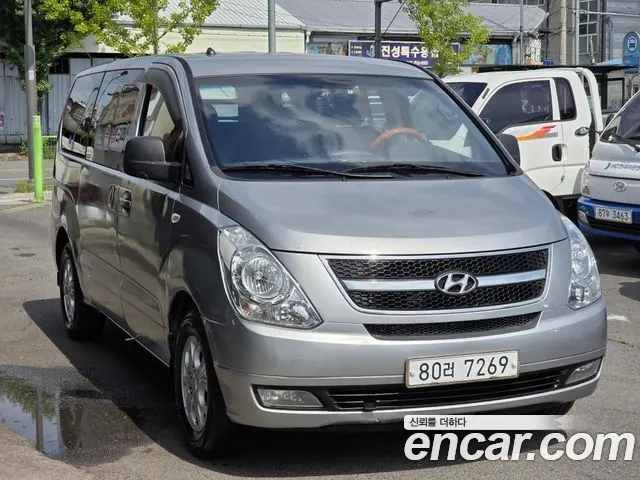 HYUNDAI GRAND STAREX 2011 — 136 500 км, серебристый, Корея — под ключ — фото 2