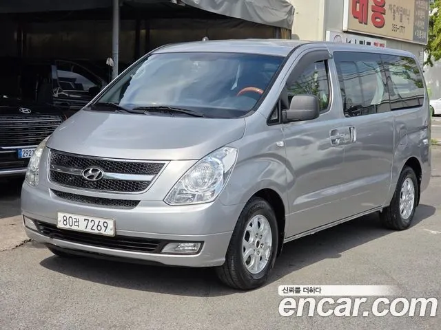 HYUNDAI GRAND STAREX 2011 — 136 500 км, серебристый, Корея — под ключ — фото 3