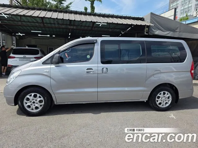 HYUNDAI GRAND STAREX 2011 — 136 500 км, серебристый, Корея — под ключ — фото 4