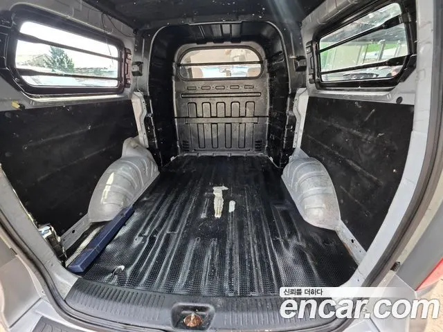 HYUNDAI GRAND STAREX 2011 — 136 500 км, серебристый, Корея — под ключ — фото 9