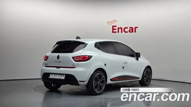 RENAULT KOREA CLIO 2018 — 99 553 км, белый, Корея — под ключ — фото 2