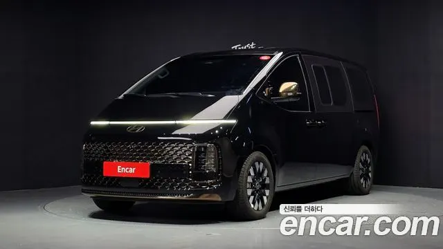 HYUNDAI STARIA — из Кореи под ключ