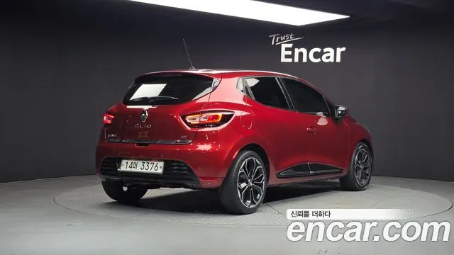RENAULT KOREA CLIO 2018 — 75 875 км, красный, Корея — под ключ — фото 2