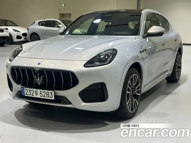 MASERATI GRECALE 2024