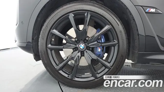 BMW X7 2024 — 45 214 км, чёрный, Корея — под ключ — фото 5