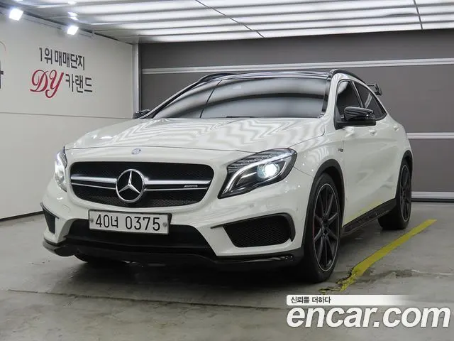 MERCEDES-BENZ GLA-CLASS X156 2016