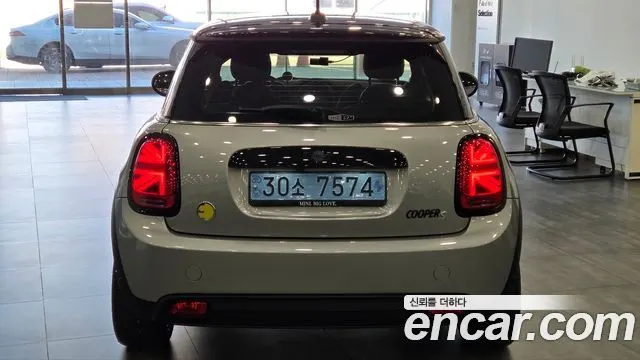 MINI COOPER ELECTRIC 2024 — 57 464 км, серебристо-серый, Корея — под ключ — фото 4