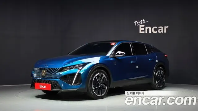 PEUGEOT 408 2023