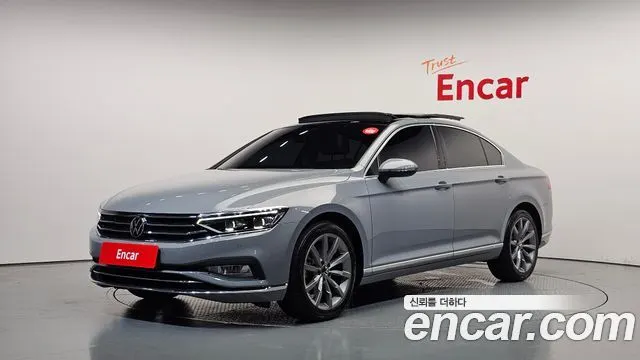 VOLKSWAGEN PASSAT 2022