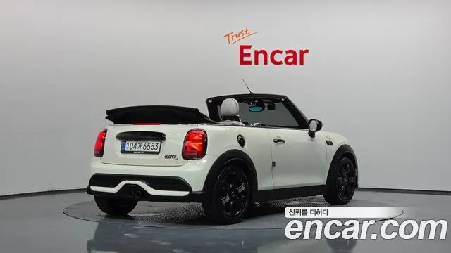 MINI COOPER S CONVERTIBLE 2023 — 36 206 км, белый-перламутр, Корея — под ключ — фото 2