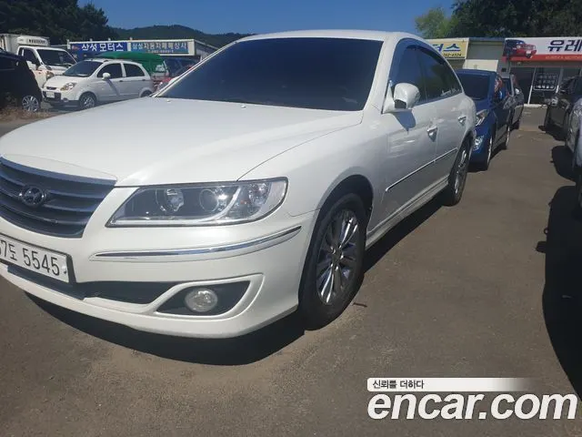 HYUNDAI LUXURY GRANDEUR 2011