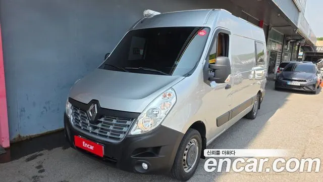 RENAULT KOREA MASTER 2019 — 40 584 км, серебристо-серый, Корея — под ключ — фото 1