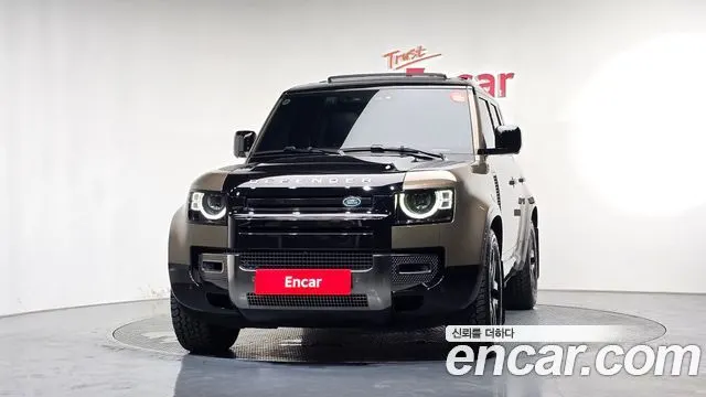 LAND ROVER DEFENDER 2023 — 13 400 км, светло-золотистый, Корея — под ключ — фото 3