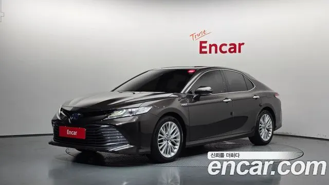 TOYOTA CAMRY 2019 — 190 121 км, коричневый, Корея — под ключ — фото 1