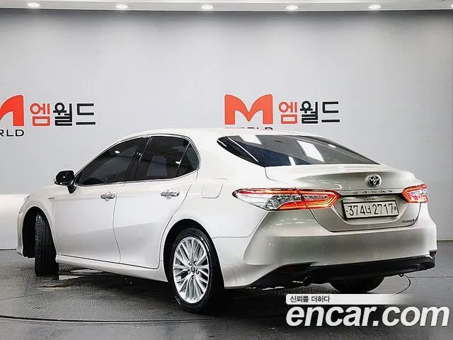 TOYOTA CAMRY 2018 — 112 134 км, светло-золотистый, Корея — под ключ — фото 4