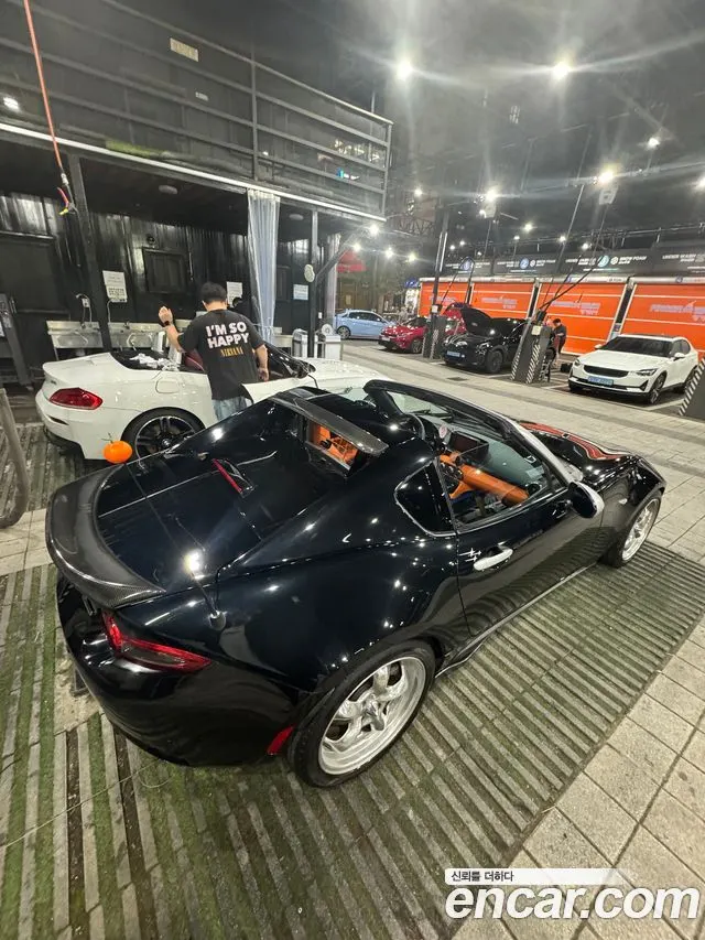 MAZDA MX-5 MIATA 2017 — 86 000 км, чёрный, Корея — под ключ — фото 9