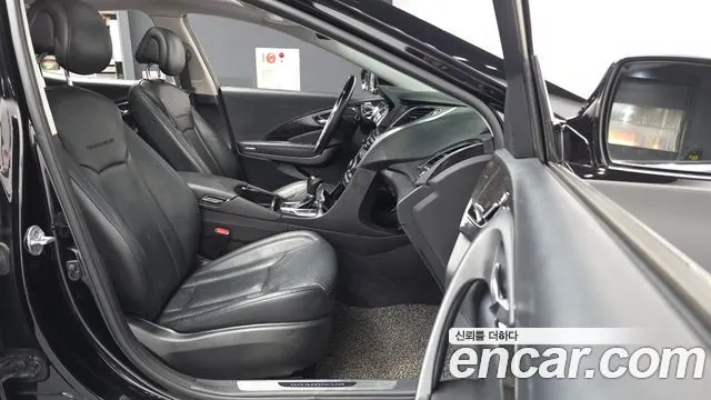 HYUNDAI GRANDEUR 2016 — 218 300 км, чёрный, Корея — под ключ — фото 11
