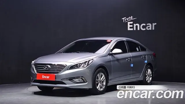 HYUNDAI SONATA 2017 — 135 677 км, серебристо-серый, Корея — под ключ — фото 1
