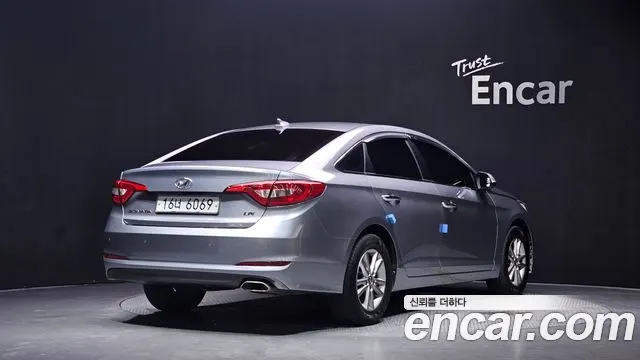 HYUNDAI SONATA 2017 — 135 677 км, серебристо-серый, Корея — под ключ — фото 2