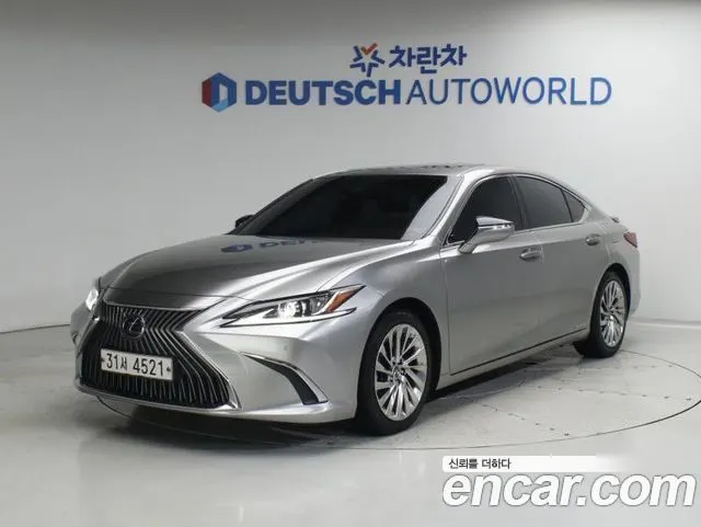 LEXUS ES300H — из Кореи под ключ