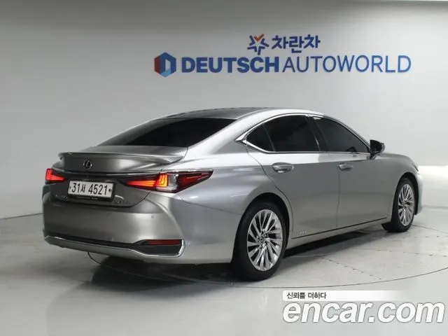 LEXUS ES300H 2019 — 177 552 км, серый, Корея — под ключ — фото 2