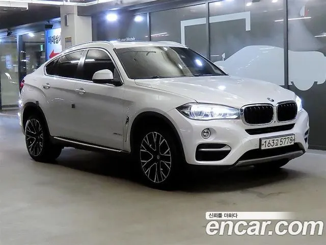 BMW X6 2017 — 177 671 км, белый, Корея — под ключ — фото 1