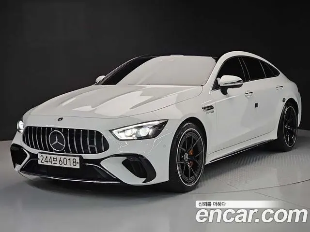 MERCEDES-BENZ AMG GT 2023