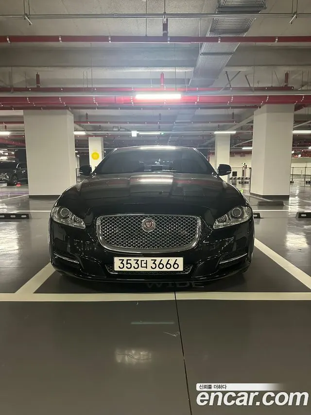 JAGUAR XJ 2015