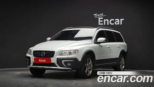VOLVO XC70 2015