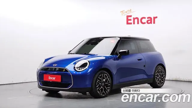 MINI COOPER ELECTRIC 2024