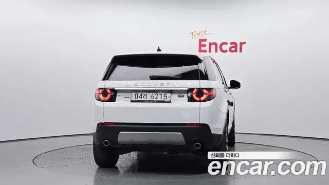 LAND ROVER DISCOVERY SPORT 2017 — 165 472 км, белый, Корея — под ключ — фото 4