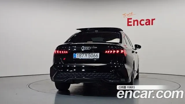 AUDI A3 2025 — 5 883 км, чёрный, Корея — под ключ — фото 4
