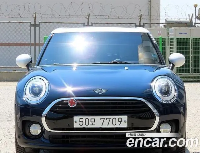 MINI COOPER CLUBMAN 2019