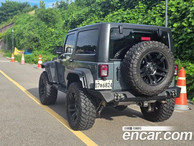 JEEP WRANGLER 2014 — 114 128 км, зелёный, Корея — под ключ — фото 3